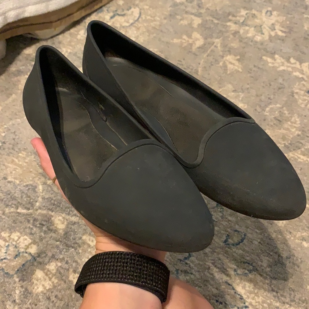 Crocs dress flats
